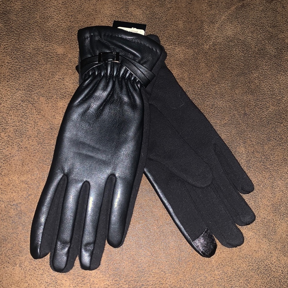 NWT Faux Leather Ladies Fashion Gloves